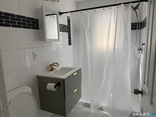 Building Photo - 29 Bouley Ave