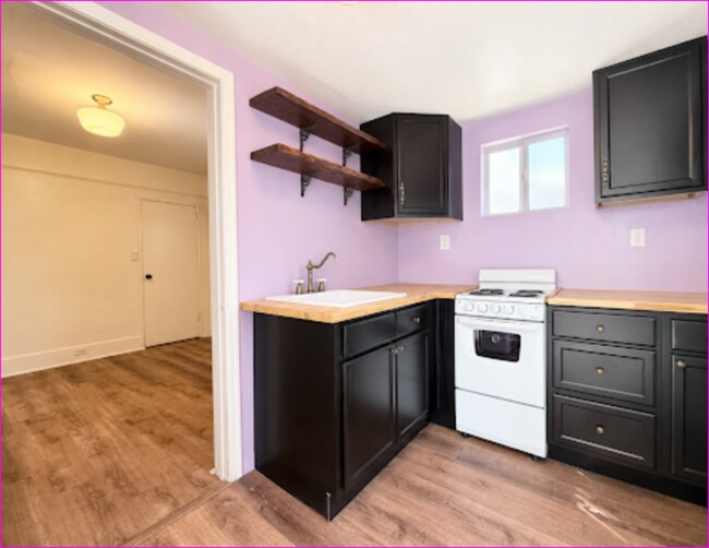 Building Photo - 4187 Denker Ave