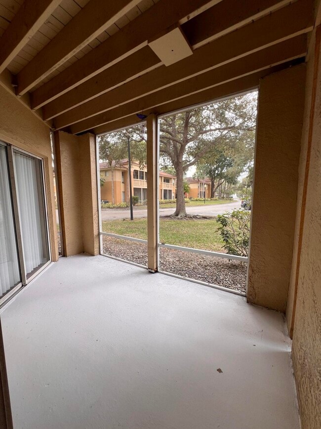 Building Photo - 4799 Via Palm Lakes