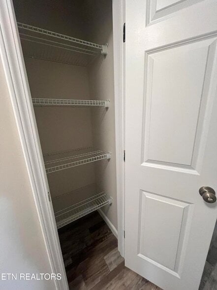 Building Photo - 3408 Hackberry Rd