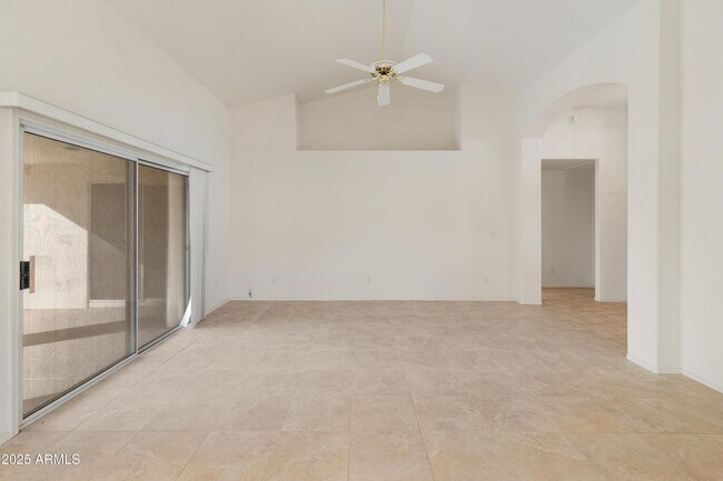 Building Photo - 14543 W Bison Path