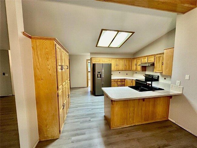 Building Photo - 25 N Cerney Ln