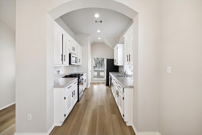 Building Photo - 22102 Shortfin Mako Ct