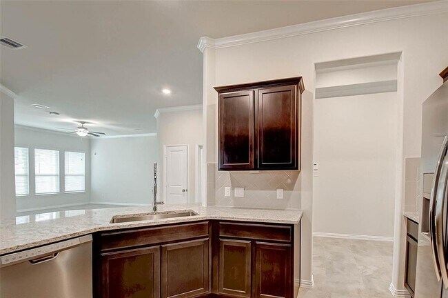 Building Photo - 2218 Pumpkin Patch Ln