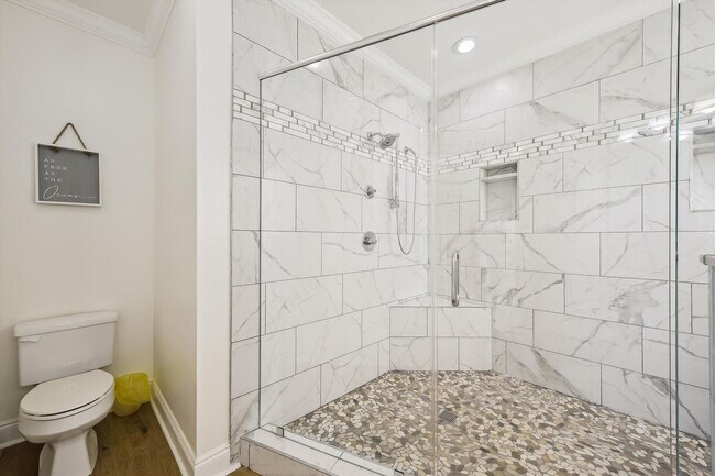 Building Photo - 8013 Surf Dr