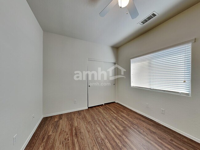 Building Photo - 16523 N 168th Ave