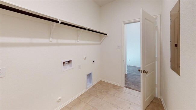 Building Photo - 221 Abruzzi St