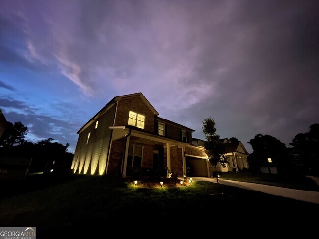 Building Photo - 603 Skye Ct