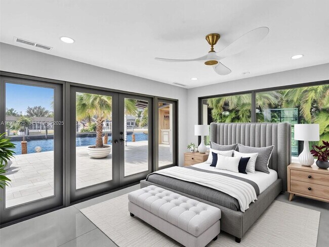 Building Photo - 2310 NE 48th Ct