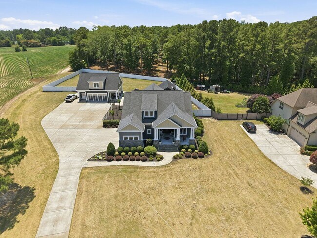 Building Photo - 3183 US-421