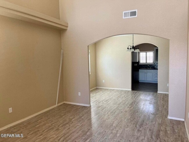 Building Photo - 12733 Destiny Ave