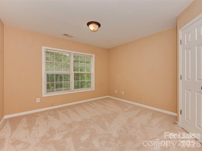 Building Photo - 5607 Fulton Ridge Dr