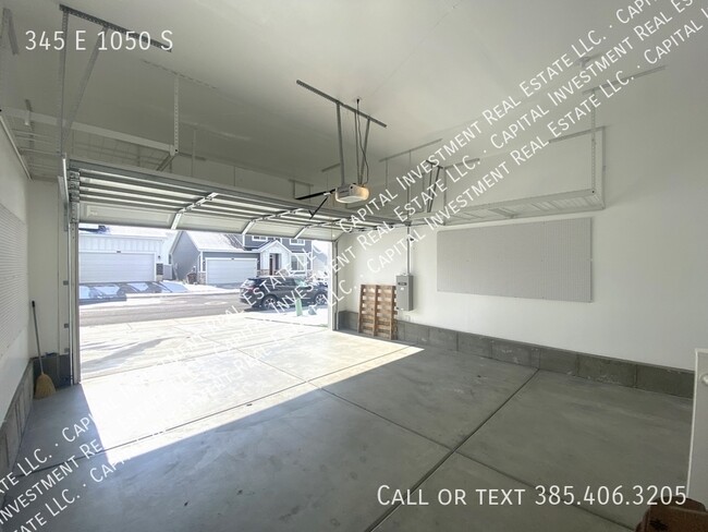 Building Photo - 345 E 1050 S