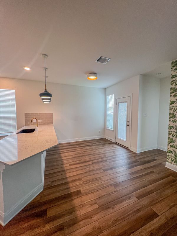 Building Photo - 512 Barbary Coast Ln