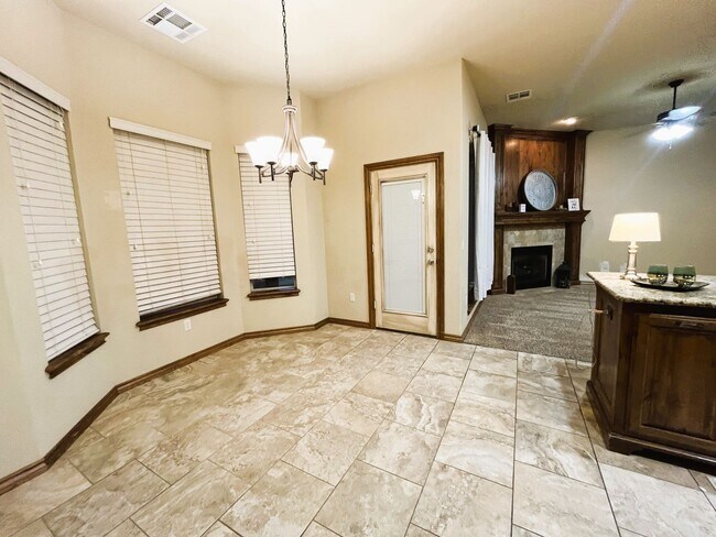 Building Photo - 14812 Brent Cir