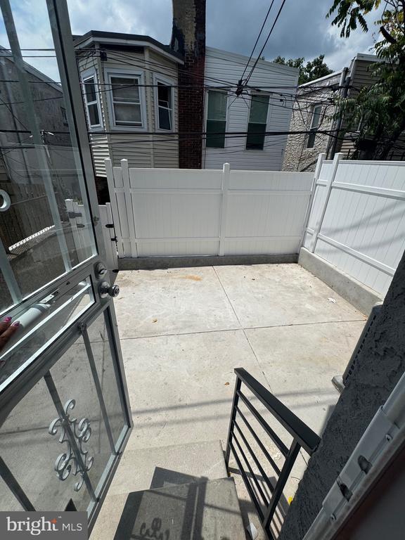 Building Photo - 1444 N 29th St
