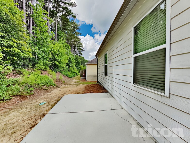 Building Photo - 7894 Bluefin Trail