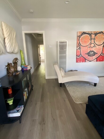Living Room - 1522 Princeton St