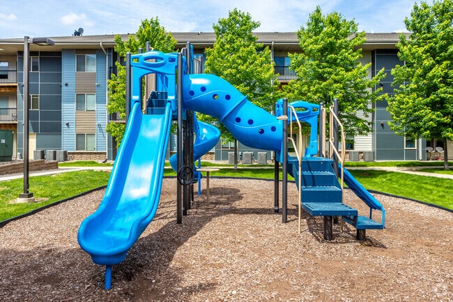 Building Photo - Capitol Grove Apartments