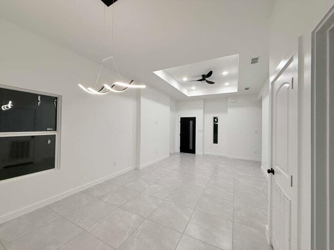 Building Photo - 3431 Lopez