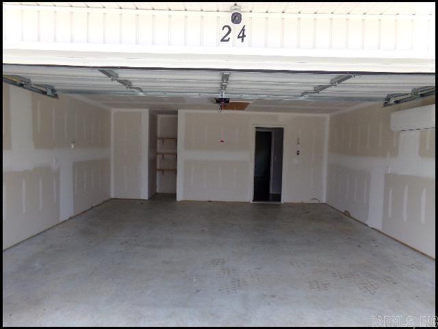 Building Photo - 24 Avant Garde Dr