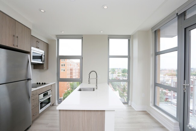 Interior Photo - Elysium Fourteen
