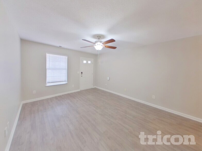 Building Photo - 134 Cottage Lake Way