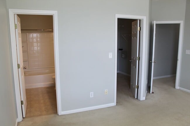 Building Photo - Cozy 3BR Ranch in Avon!