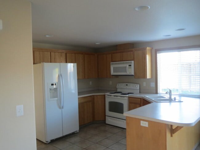 Building Photo - 7807 Vendovi Dr