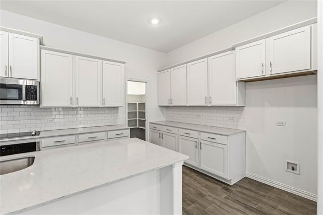 Building Photo - 5135 Bancroft Dr