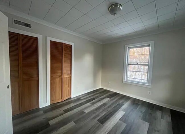 Building Photo - 24 Christine St