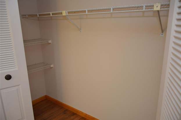 Building Photo - 493 Meadowood Blvd