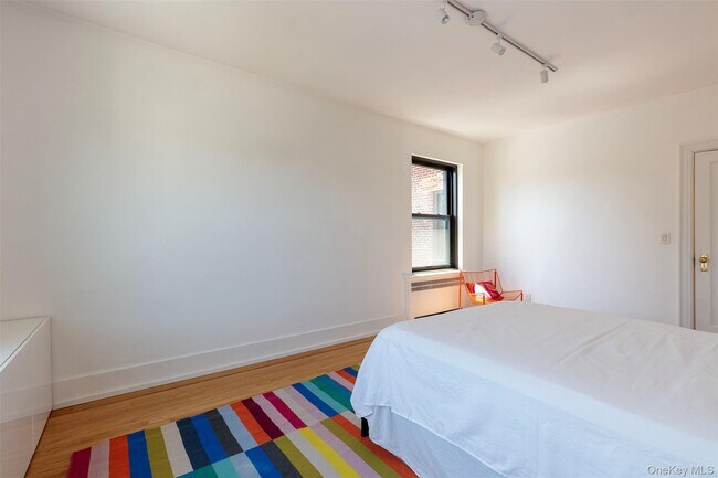 Building Photo - 76-66 Austin St