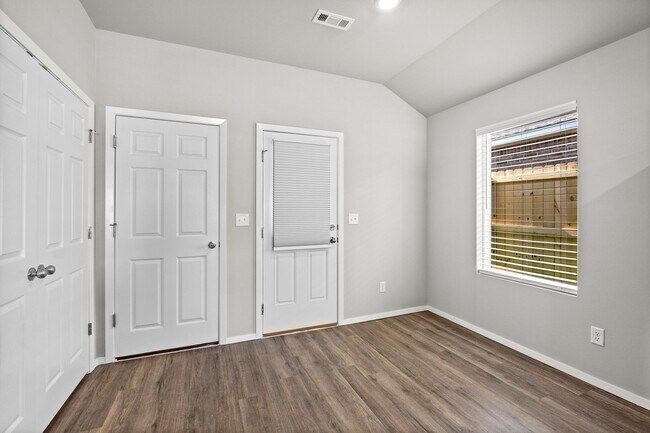 Building Photo - Charming Curb Appeal Meets Modern Comfort in the Monaco Plan!