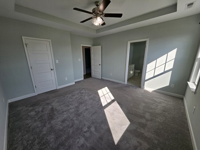 Building Photo - 202 Mutton Dr