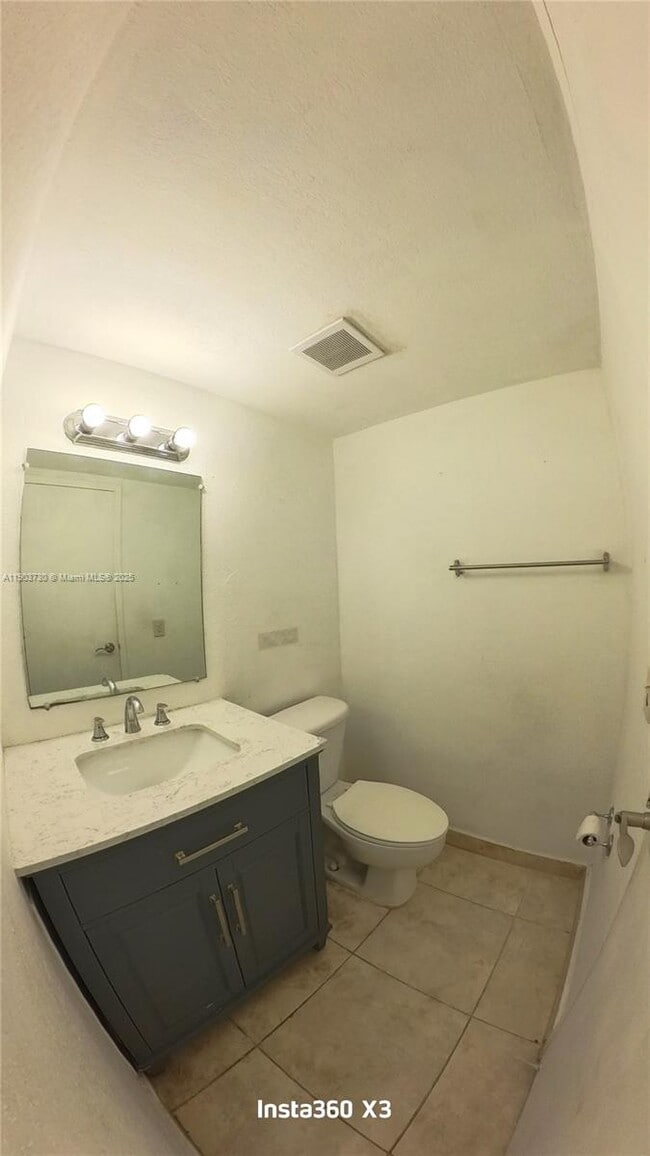 Building Photo - 1805 Sans Souci Blvd