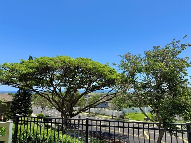 Building Photo - Partially Furnished 3 Bedroom / 2.5 Bathroom Townhome for Rent in Iliahi at Kehalani!