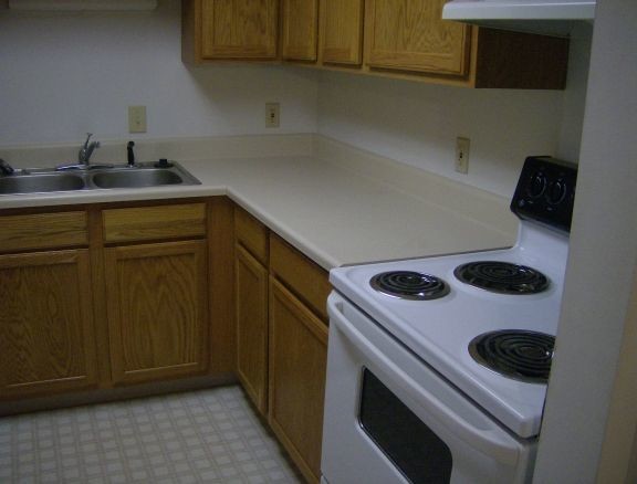 Kitchen - Parkside Apartments