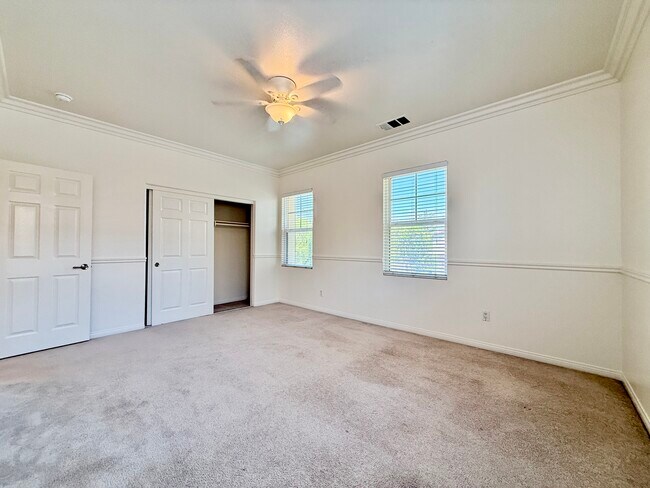 Building Photo - 13642 Pinnacle Way