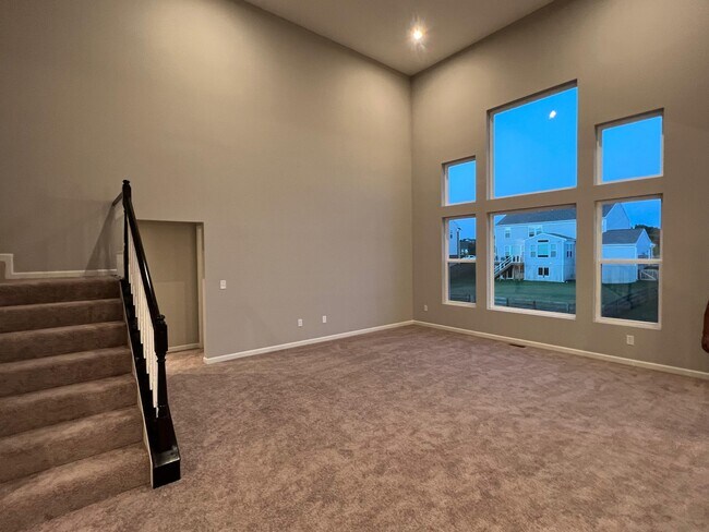 Building Photo - 6976 Briarcliff Ct
