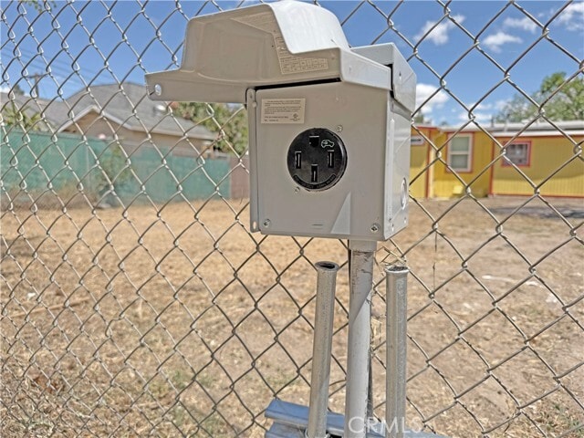 Building Photo - 810 Pine St