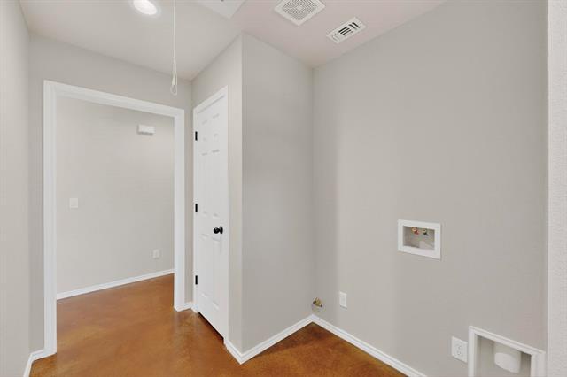 Building Photo - 1471 W Kaufman St