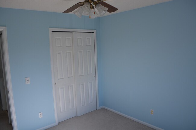 Building Photo - Spacious Sundown 4BD Home on Corner Lot – ...