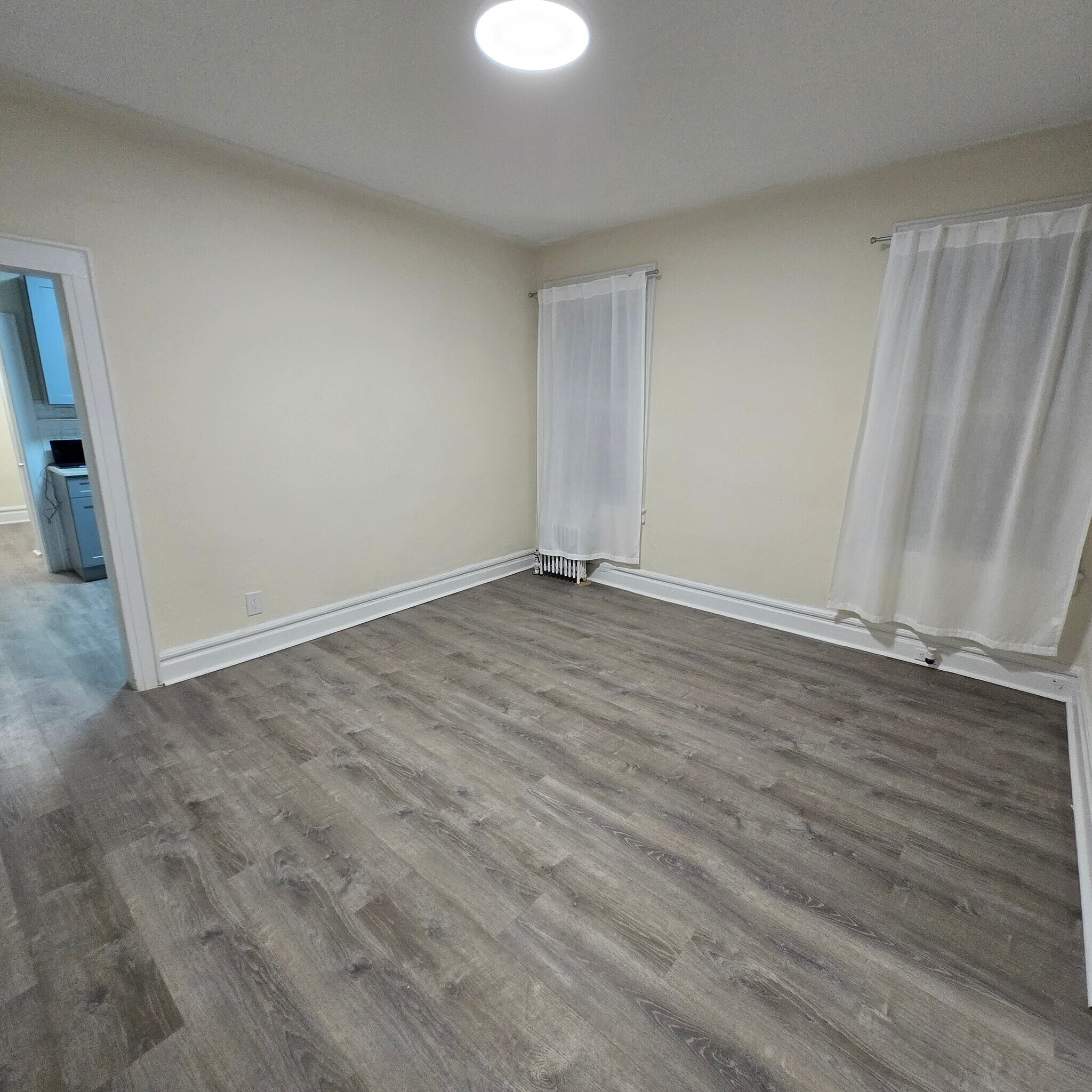 Building Photo - 110 Schley St