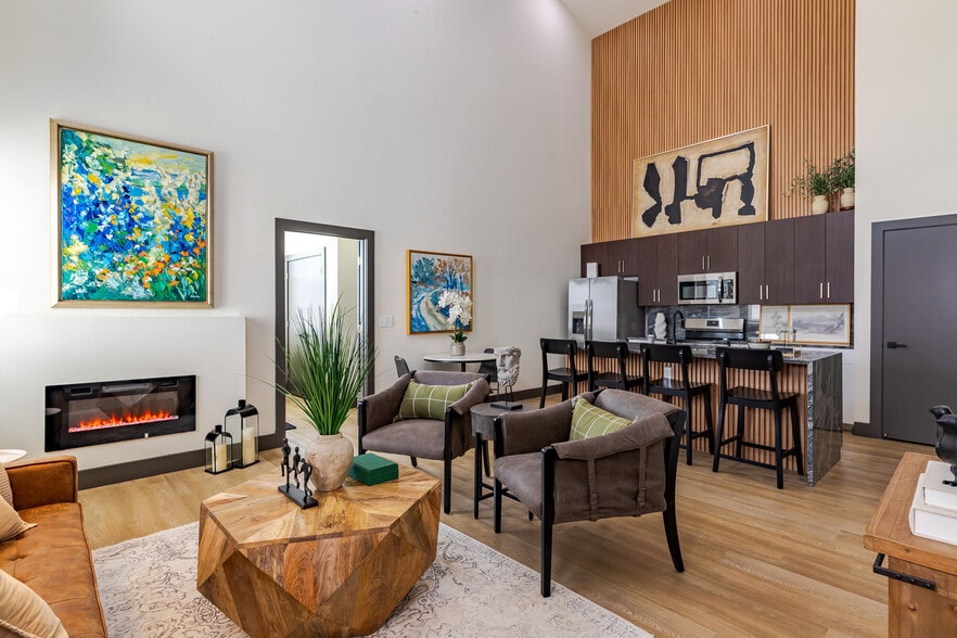Building Photo - The Villas on Turtle Creek