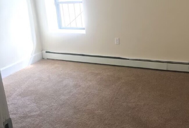 Building Photo - 9 Ruggles St