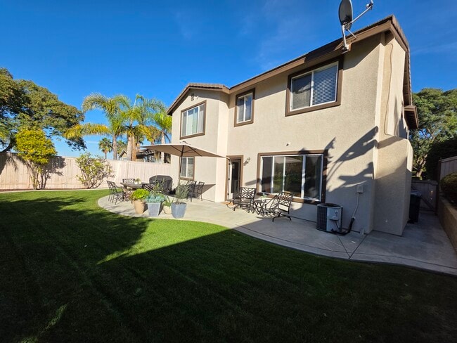 Building Photo - 165 Canyon Creek Way