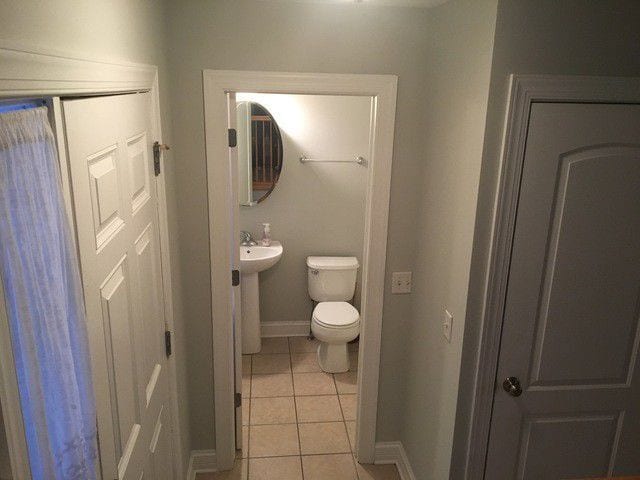 Building Photo - 233 W Klein Ave