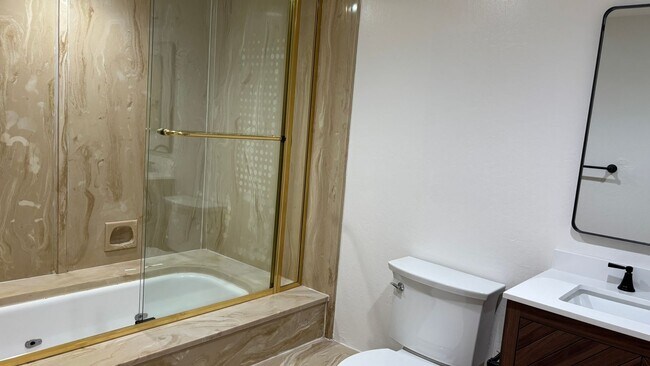 Building Photo - Spacious 4 bed/2.5 bath home in San Ramon