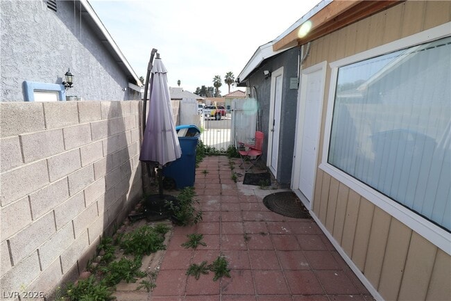 Building Photo - 4800 Fernley Way